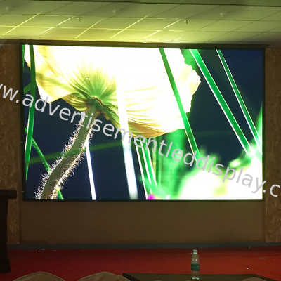 LED-Anzeige mit geringer Wärmeemission im Innenraum 1500cd/M2 für einen kontinuierlichen und zuverlässigen Betrieb